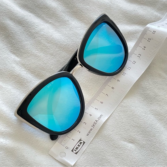 Steve Madden Cat Eye Sunglasses - Picture 2 of 4